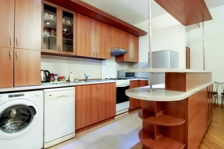Ереван: Apartment at Chaykovski Street (New Building)