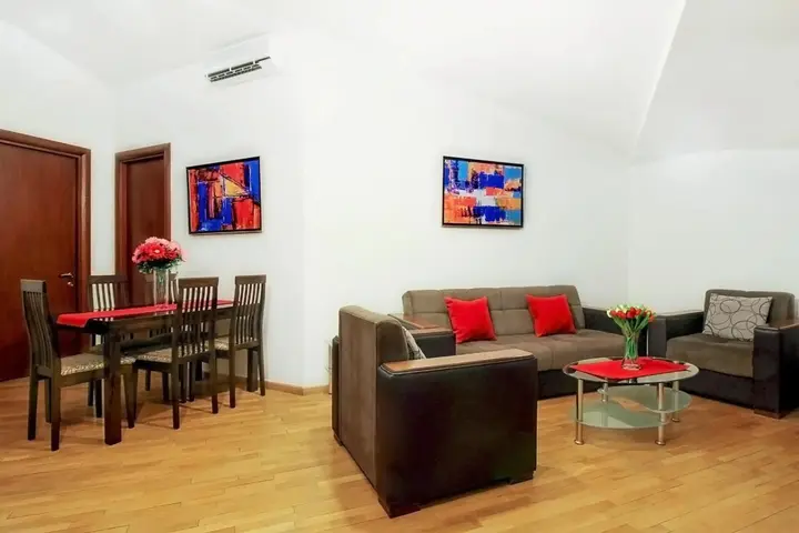 Ереван: Apartment at Chaykovski Street (New Building)