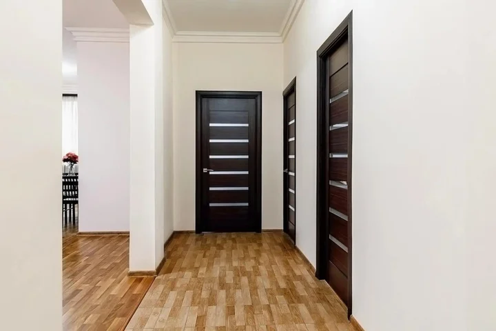 Ереван: 2 Bedroom Apartment on Arami street