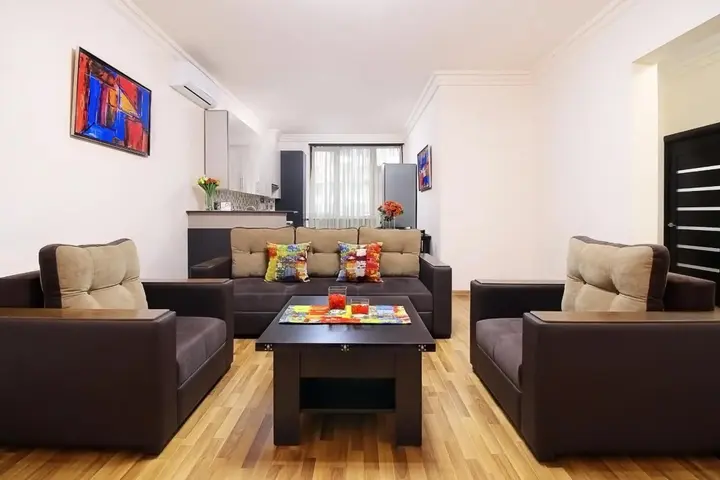 Ереван: 2 Bedroom Apartment on Arami street