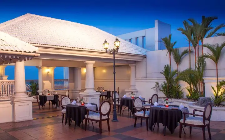 Эрамаллур: Radisson Blu Kochi