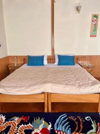 Лех: Trinity Home Stay