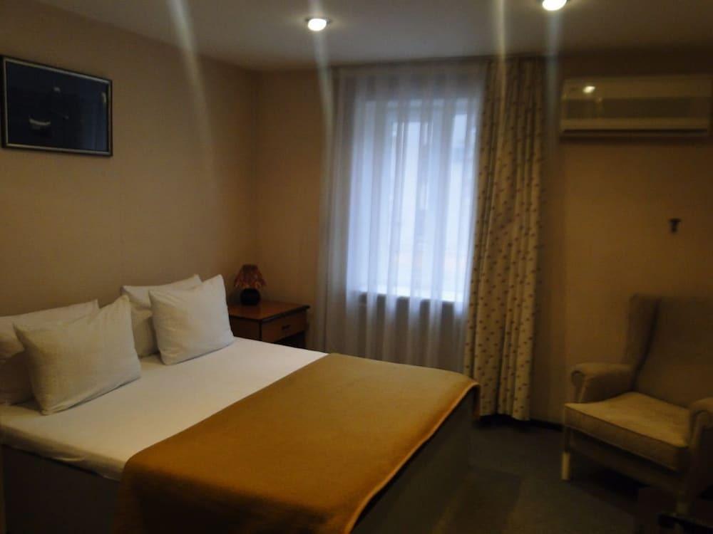 Баку: Hotel Caspian