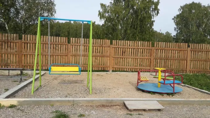 Богданович: База Отдыха Мерабовка