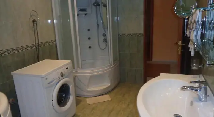 Ереван: Guest House at Keri street