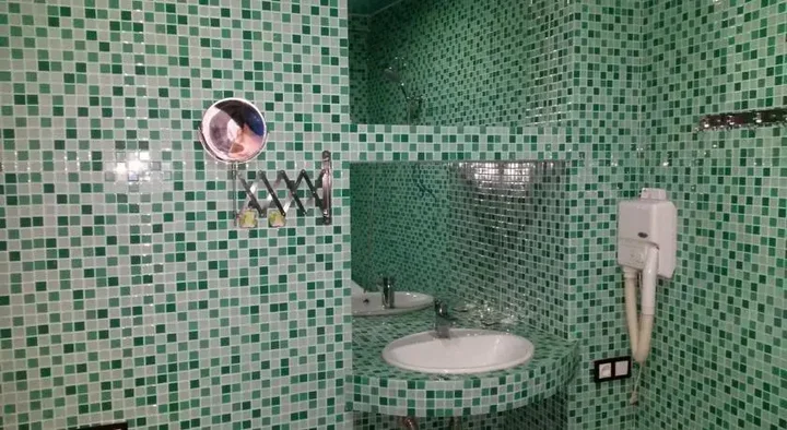 Ереван: Yerevan Apartment at Mashots Street