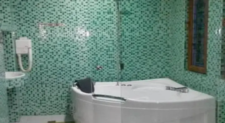 Ереван: Yerevan Apartment at Mashots Street