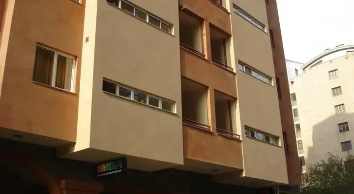 Apartment on Aram Street — фото 1