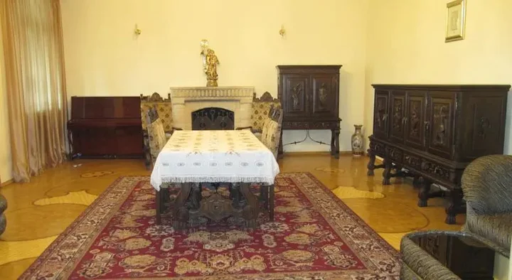 Ереван: Big House in Armenia Apartment