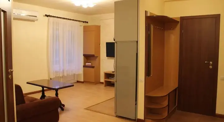 Ереван: Studio Nalbandyan