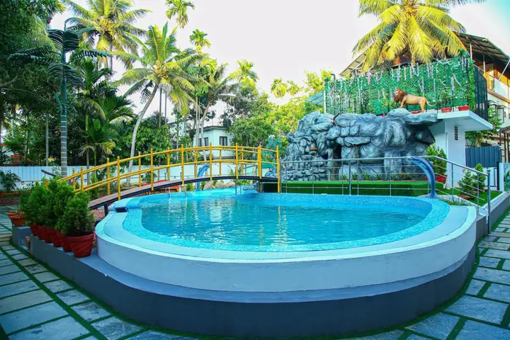 Кумараком: Lake Palace Family Resort Kumarakom