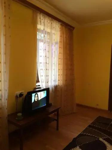 Ереван: Holiday Home on Sarmena 39