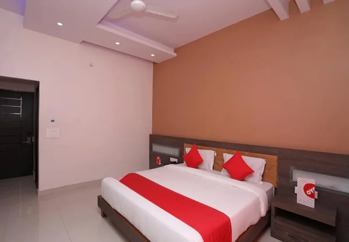 Алвар: Golden Bagh Resort