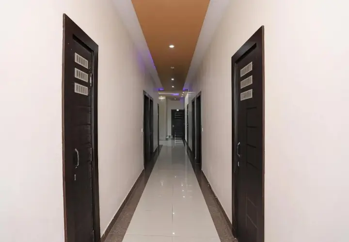 Алвар: Golden Bagh Resort