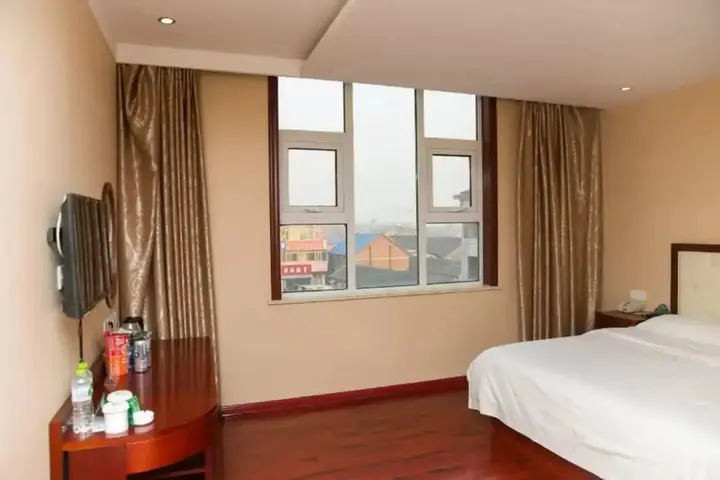 Цзинин: GreenTree Inn ShanDong JiNing YanZhou Railway Station ShunCheng Street Express Hote