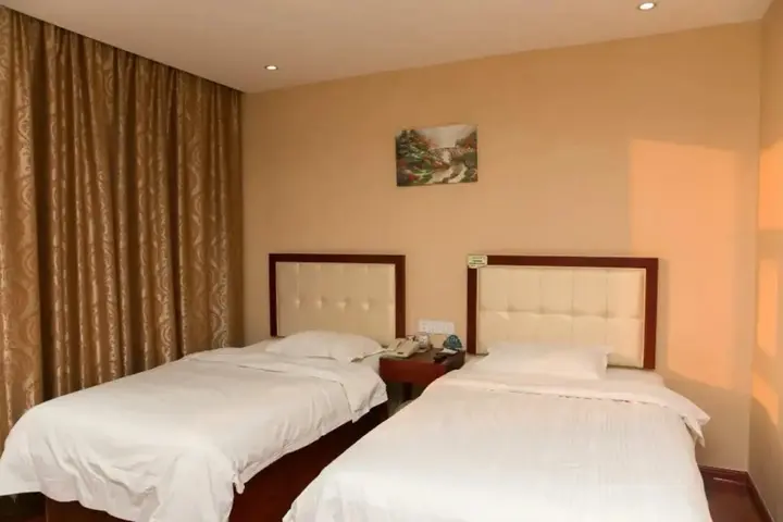 Цзинин: GreenTree Inn ShanDong JiNing YanZhou Railway Station ShunCheng Street Express Hote