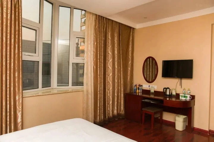 Цзинин: GreenTree Inn ShanDong JiNing YanZhou Railway Station ShunCheng Street Express Hote