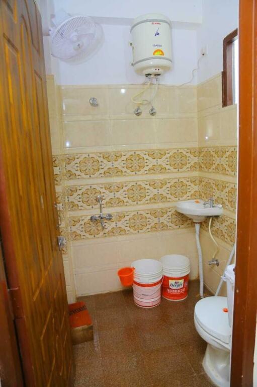 Ришикеш: Fully Equipped Apartment with Hill View