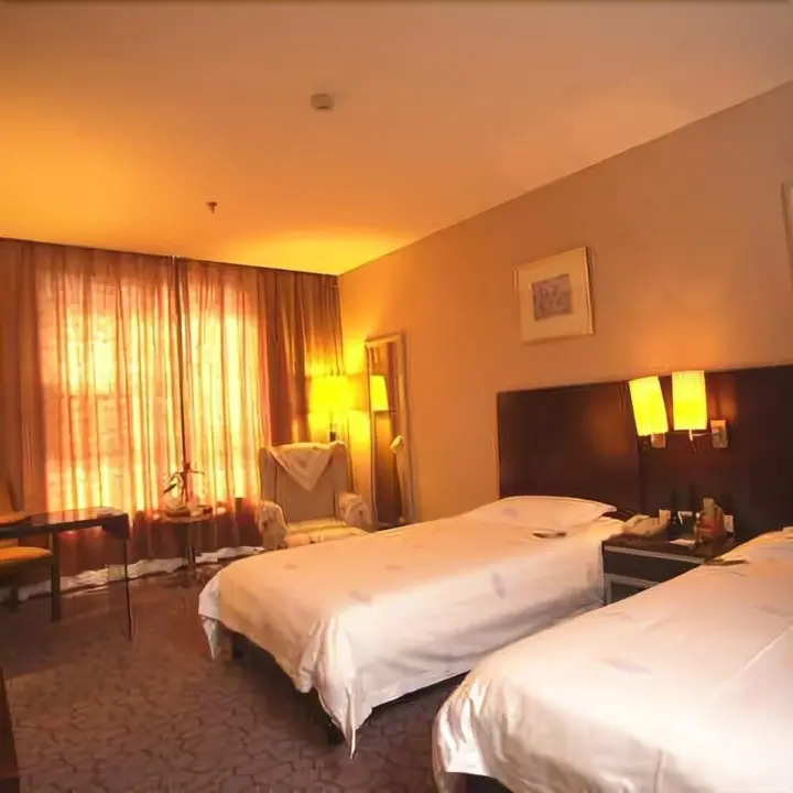 Цзиншань: Jinglun Hotel