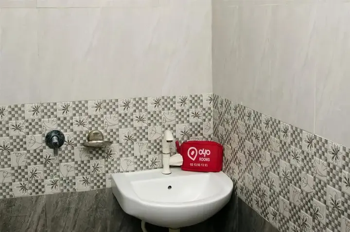 Ахмедабад: OYO Rooms Prahlad Nagar Garden 3