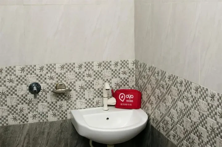 Ахмедабад: OYO Rooms Prahlad Nagar Garden 3