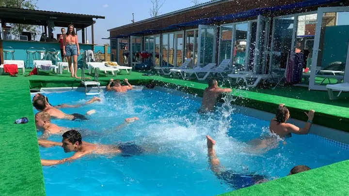 Николаевка: База отдыха Молодёжная Космическая Станция