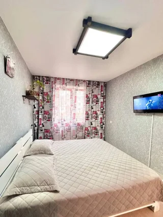 Красноярск: Апартаменты на Алексеева 111-308