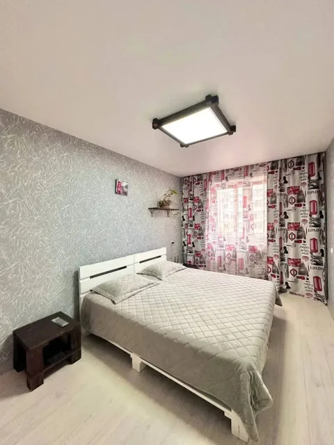 Красноярск: Апартаменты на Алексеева 111-308