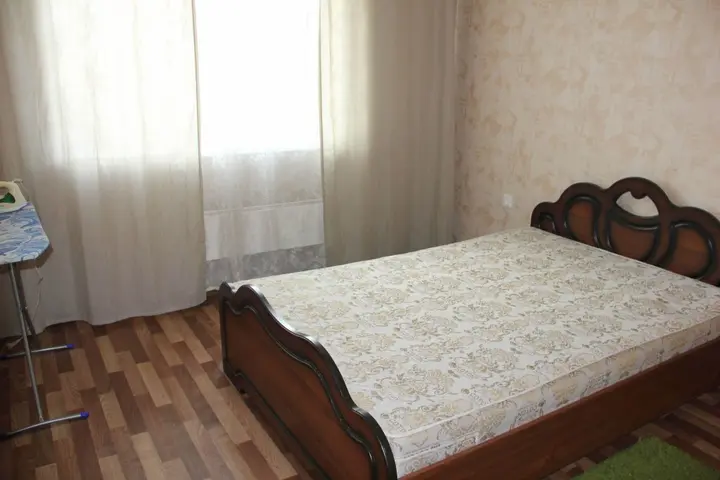 Красноярск: Апартаменты на Алексеева 21