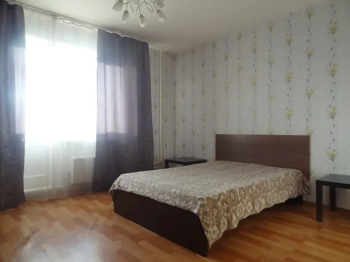 Красноярск: Апартаменты на Алексеева, 7