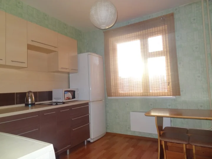 Красноярск: Апартаменты на Алексеева, 7