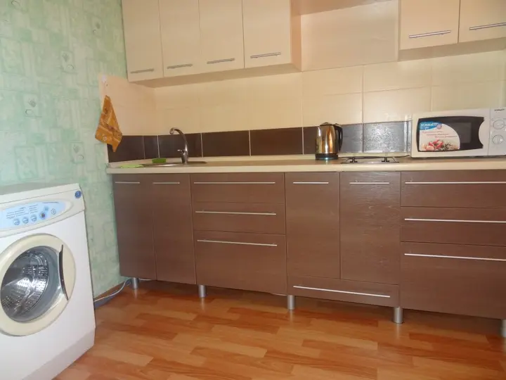 Красноярск: Апартаменты на Алексеева, 7