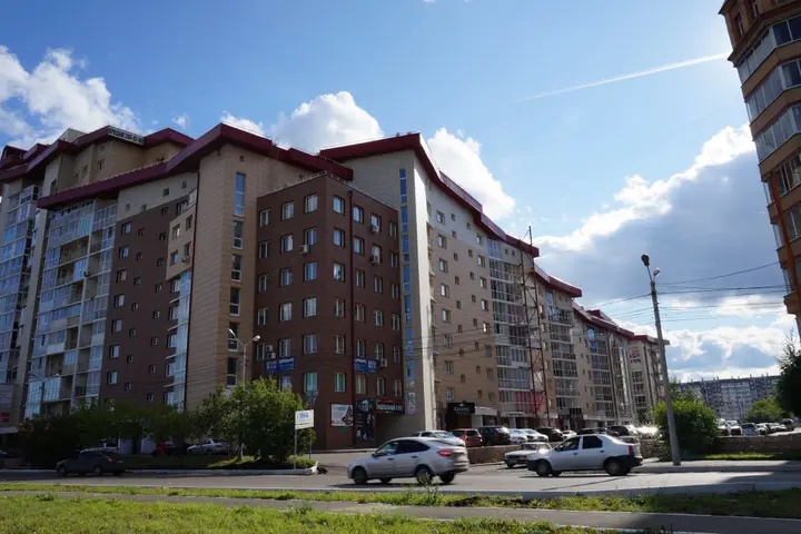 Красноярск: Apartment on Aviatorov 25