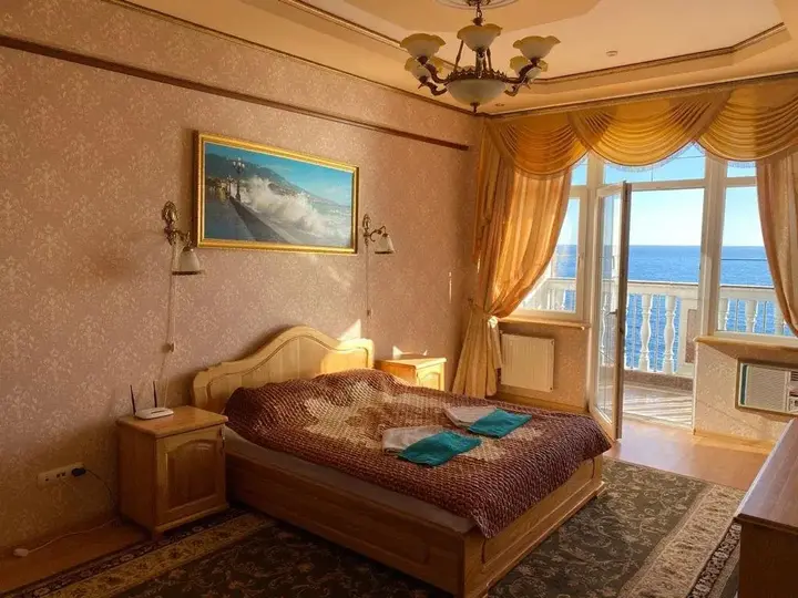 Алушта: Grand Palas Apartments