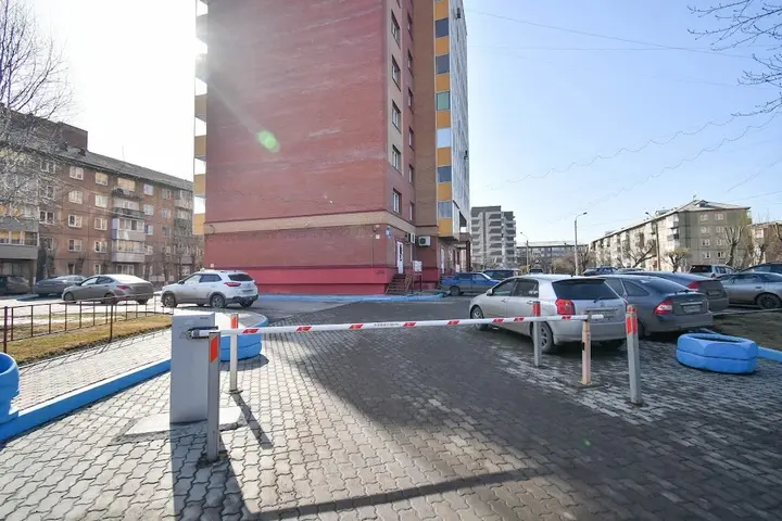 Красноярск: Апартаменты Тельмана 1А
