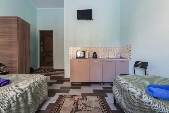 Санкт-Петербург: St.Petersburg Hotel Bronnitskaya 15