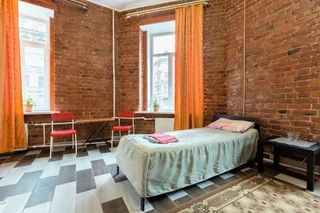 Санкт-Петербург: St.Petersburg Hotel Bronnitskaya 15