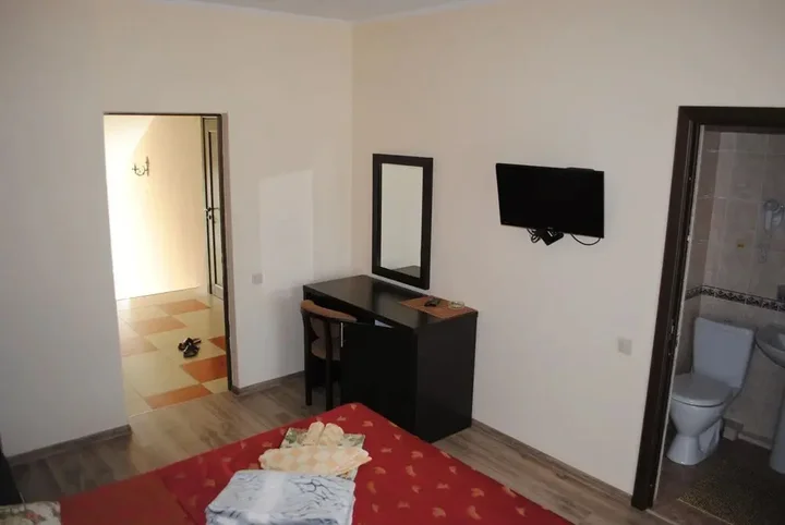 Пересыпь: Guest house Mercury