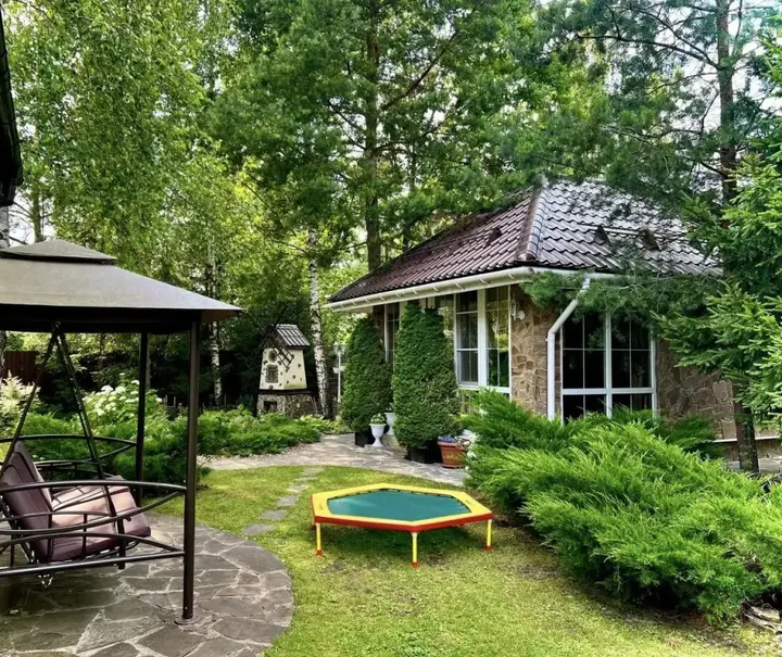 Lesnoy: Villa Romantica
