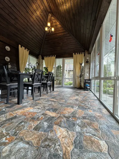 Lesnoy: Villa Romantica