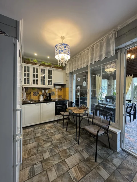 Lesnoy: Villa Romantica