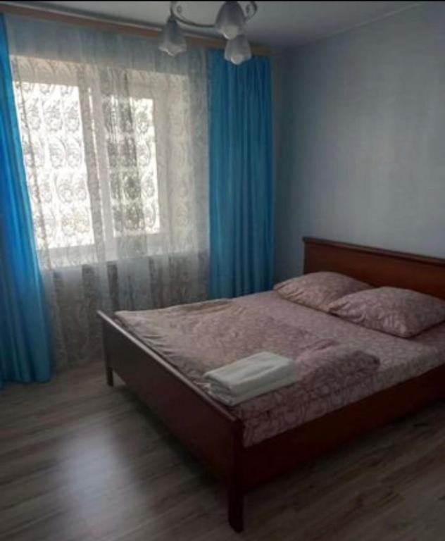 Саратов: Апартаменты на Блинова 21