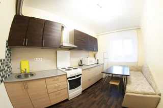 Тюмень: Na Fabrichnoj 9-7 Apartments