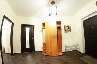 Тюмень: Na Fabrichnoj 9-7 Apartments