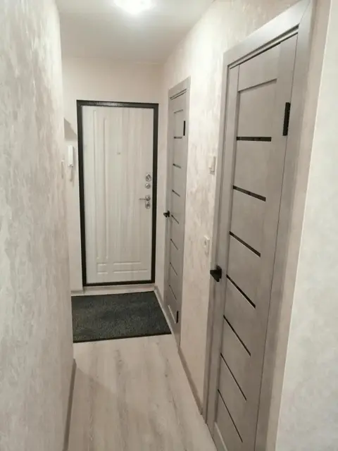 Мурманск: Апартаменты на улице Карла Маркса 45