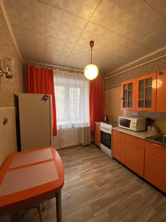 Тула: Апартаменты на Кирова 202