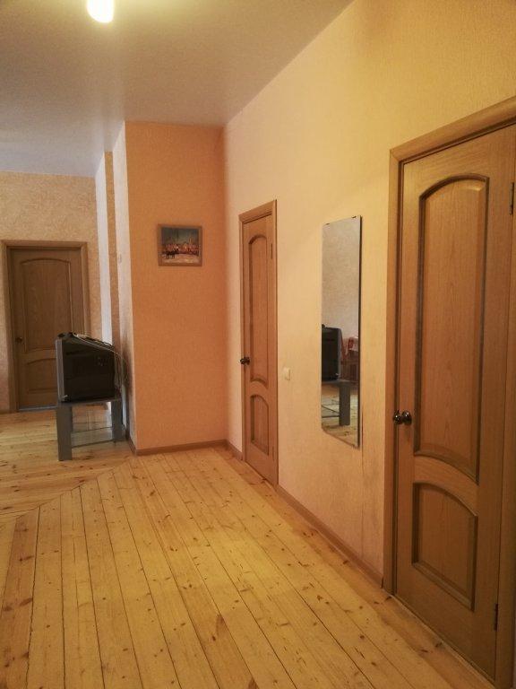 Нижний Новгород: Апартаменты на Краснозвёздной 23