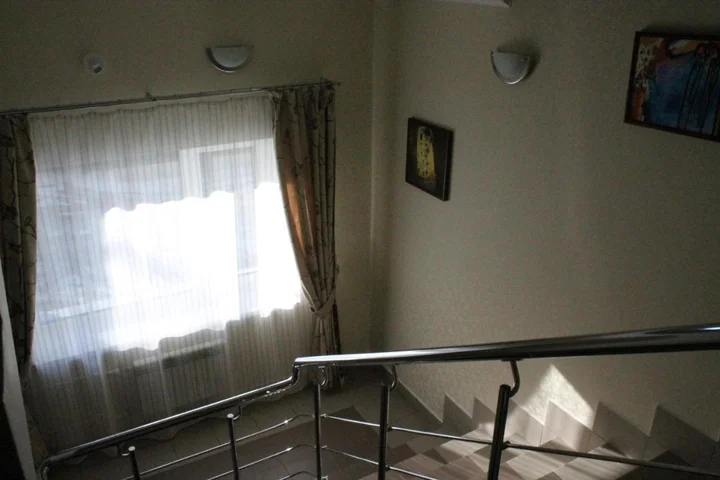 Горно-Алтайск: Отель Рыжий пёс
