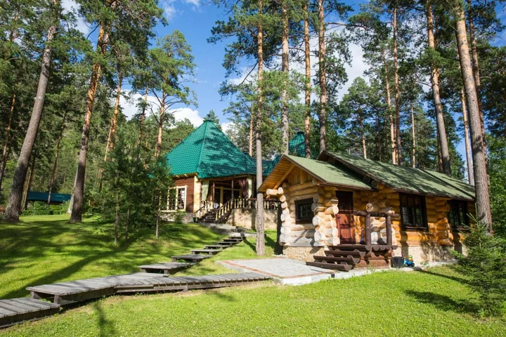 Горно-Алтайск: Кедровый Остров (Чемал)