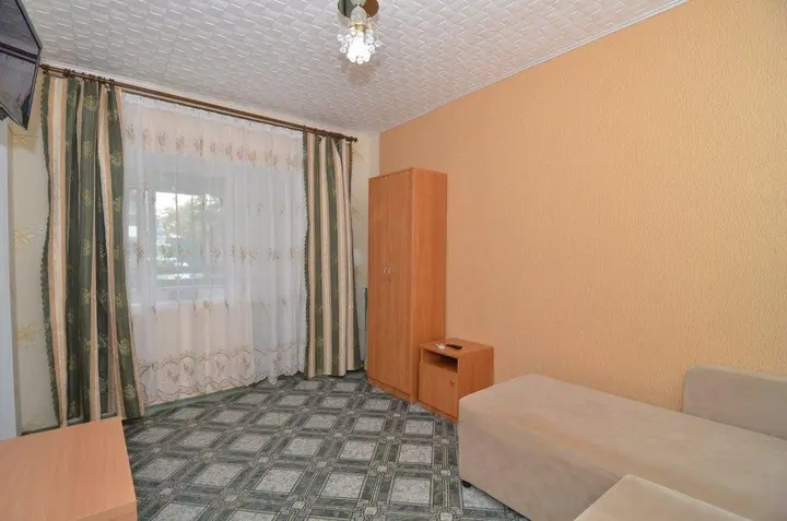 Николаевка: Nairi Guest House